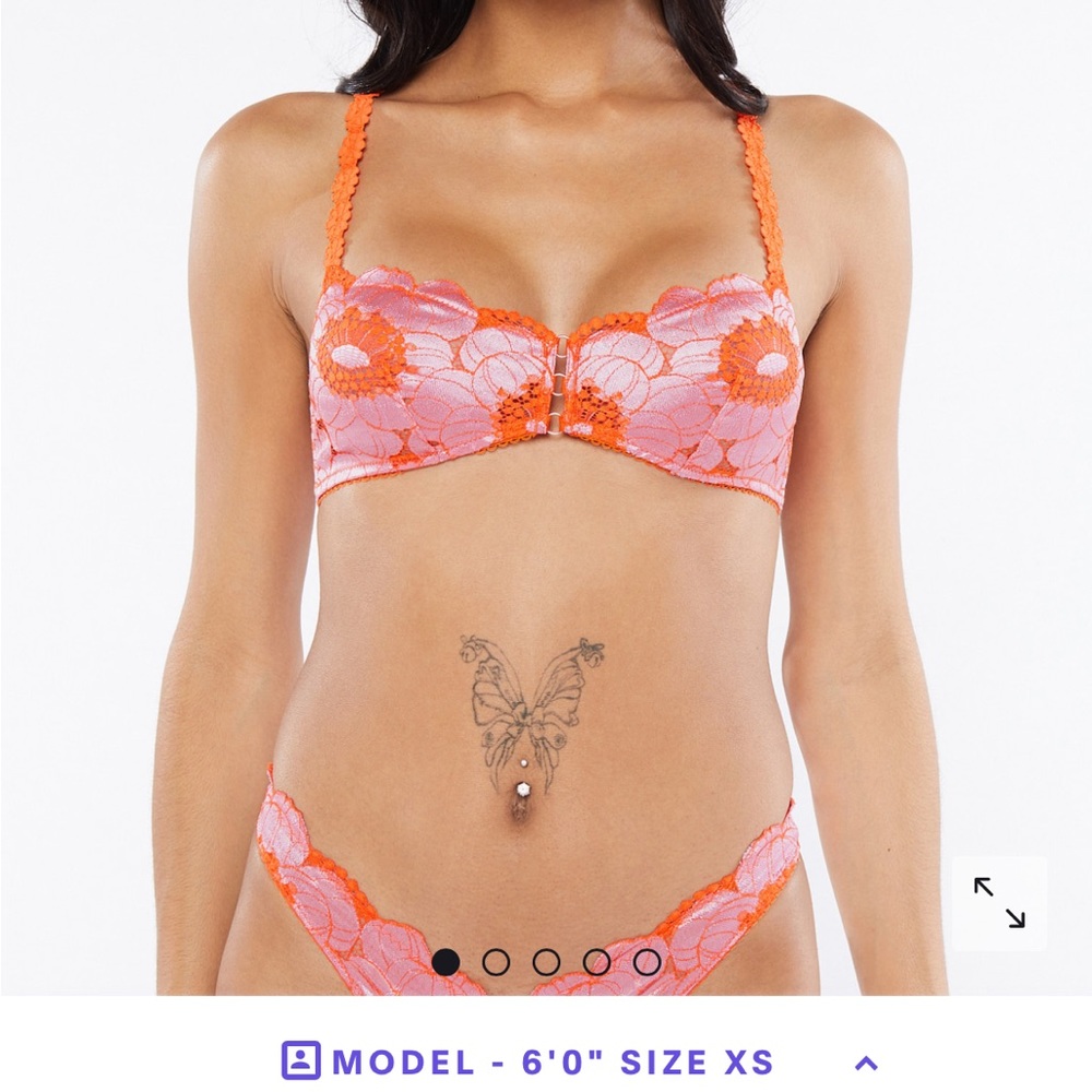 Perfect poppies lingerie set